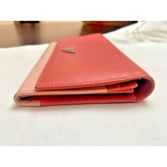 Authentic Prada Saffiano Leather Bifold Long Light Pink 2 tone Wallet w/snaps - Picture 12 of 15